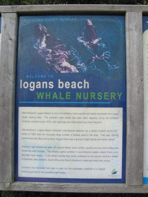 20100902-03-LogansBeach-sign