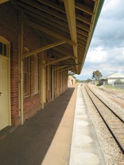 20100907-MtBarkerWA-TrainStation1