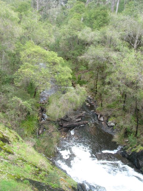 20100911-21-BeedalupFalls-Lower