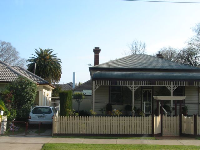 20100921-52-BendigoVIC-TalkingTram-LocalArchitecture