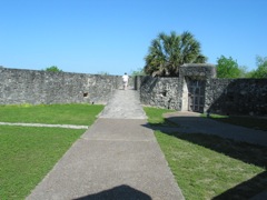 20100330-11-GoliadTX-Presidio-GunPosition