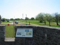 20100330-24-GoliadTX-FanninMemorial-above-left-edge-of-sign-in-Presidio