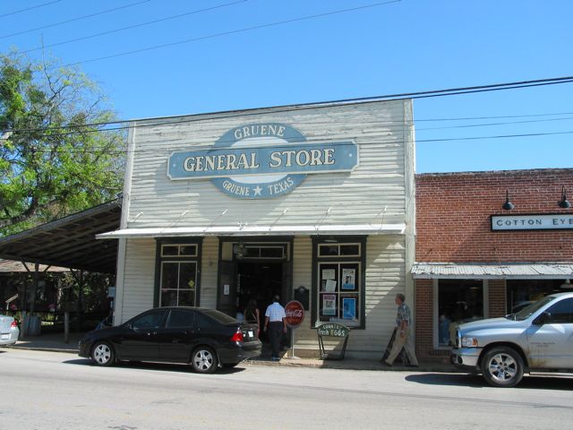 20100331-12-GrueneTX-FirstStore