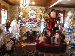 20100331-08-NewBraunfelsTX-Schlitterbahn-ChristmasStore