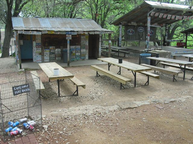 20100402-11-LuckenbachTX-RestRooms-BandStand