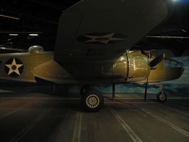 20100402-29-FredericksburgTX-NimitzMuseum-B25-Bomber