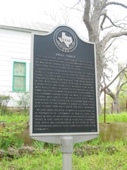 20100402-01-LuckenbachTX-plaque