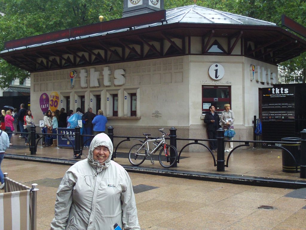 D the gnome & Tkts booth Leicester Square