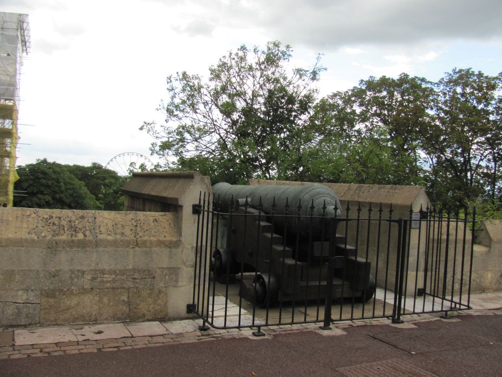 Windsor Castle Cannon