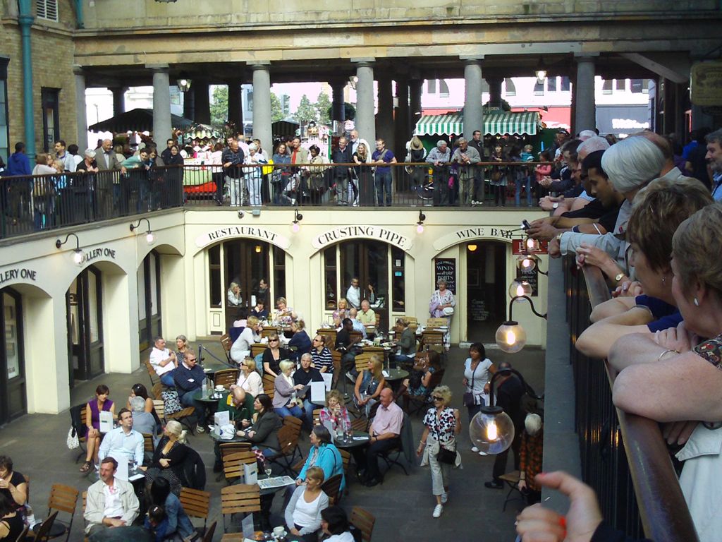 20110828-London-CoventGardenMarket