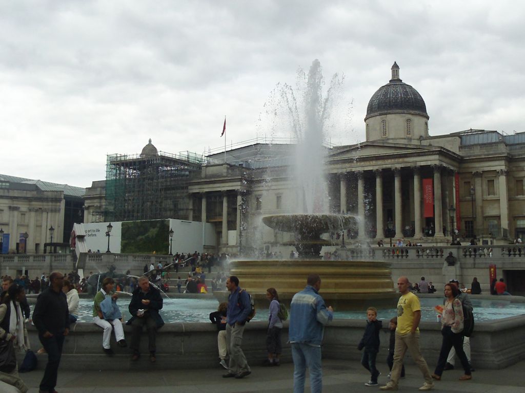 Fountain, youths,, National Portrait Galleries