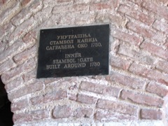 Plaque