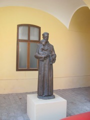 Statue