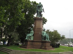 Statue