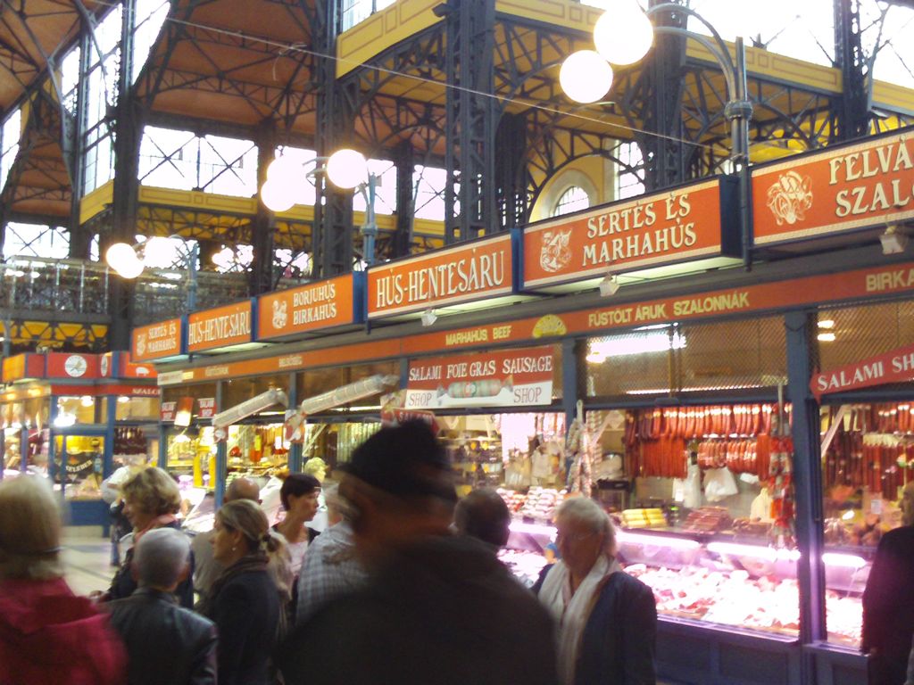 Pest Central Market