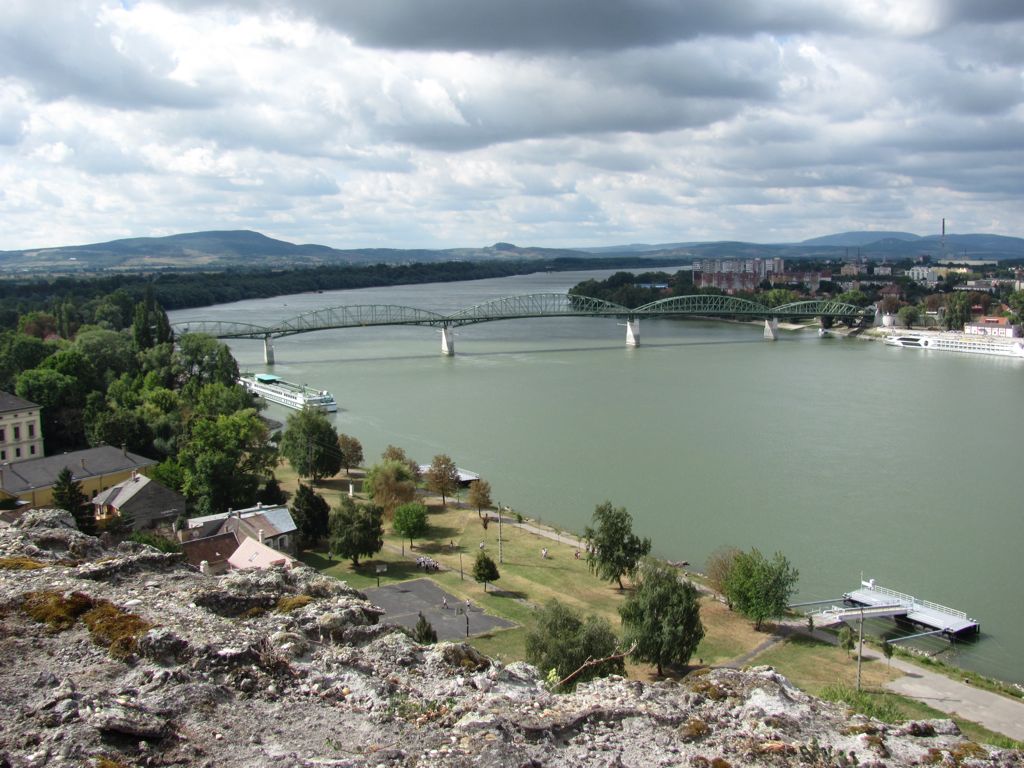 Hungary Left, Slovakia Right