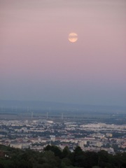 Moon over Vienna