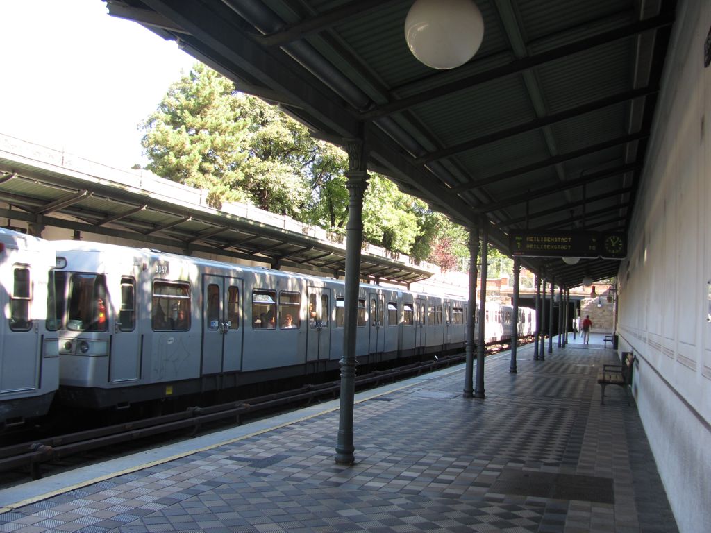 Ubahn at Stadtpark