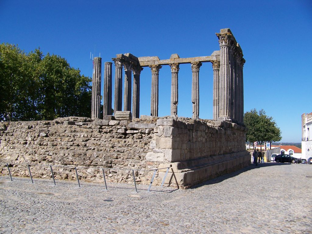 20111028-Evora-RomanTempleRuins