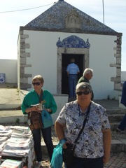 20111028-Nazare'-TinyChapel-Dolores