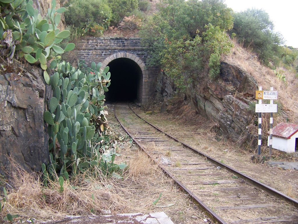 20111101-Vega-tunnel