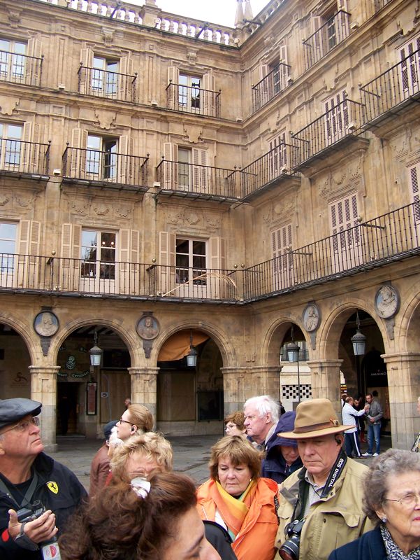 20111102-Salamanca-Inside-PlazaMajor