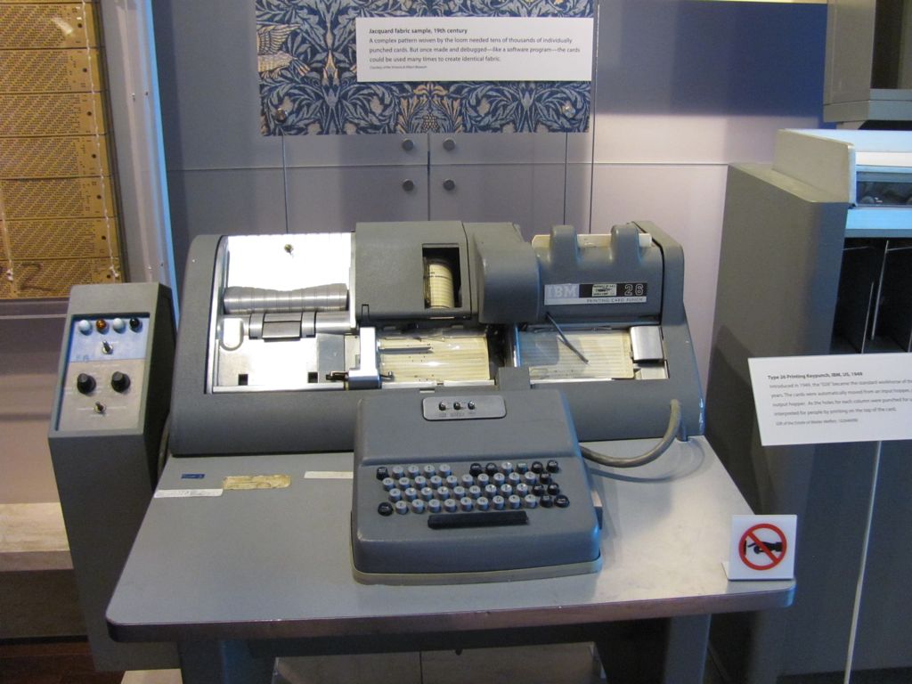 IBM_026_CardPunch