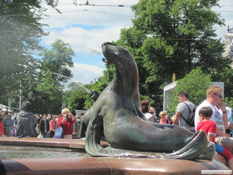 126-Fountain-Seal