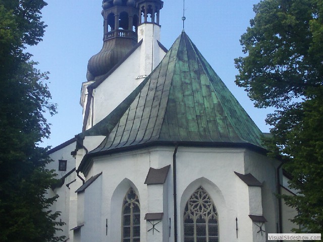 33-RearOfLutheranChurch