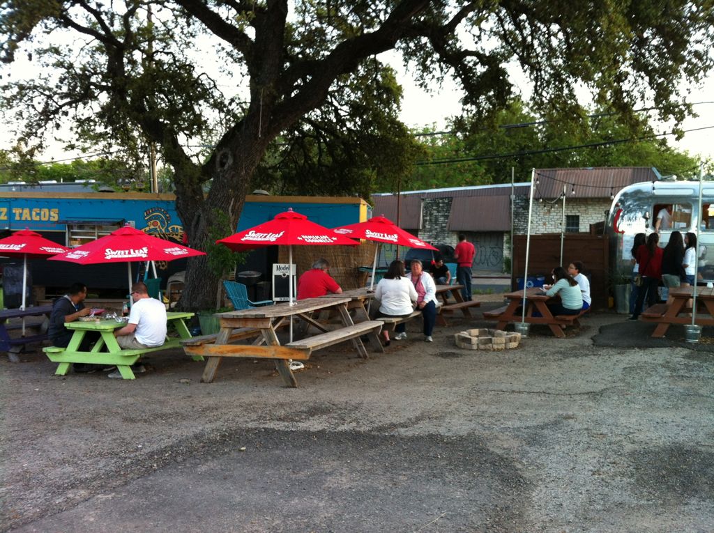 20120321-Austin-FoodTruckLot