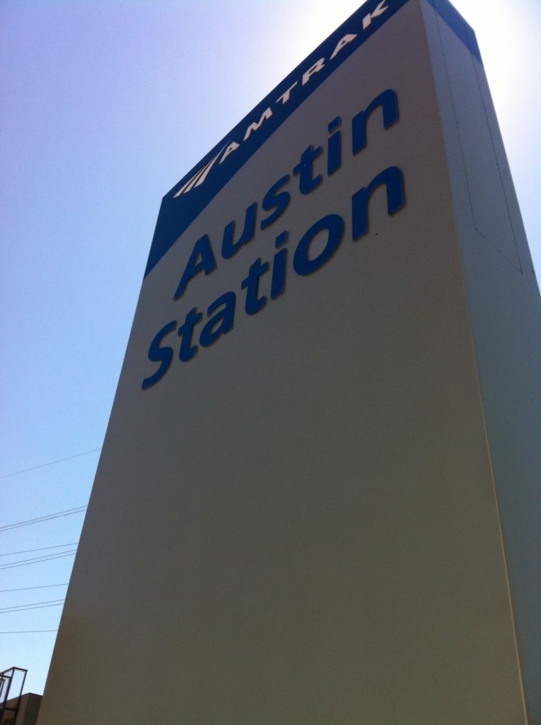 20120323-Austin-AmtrakStationSign