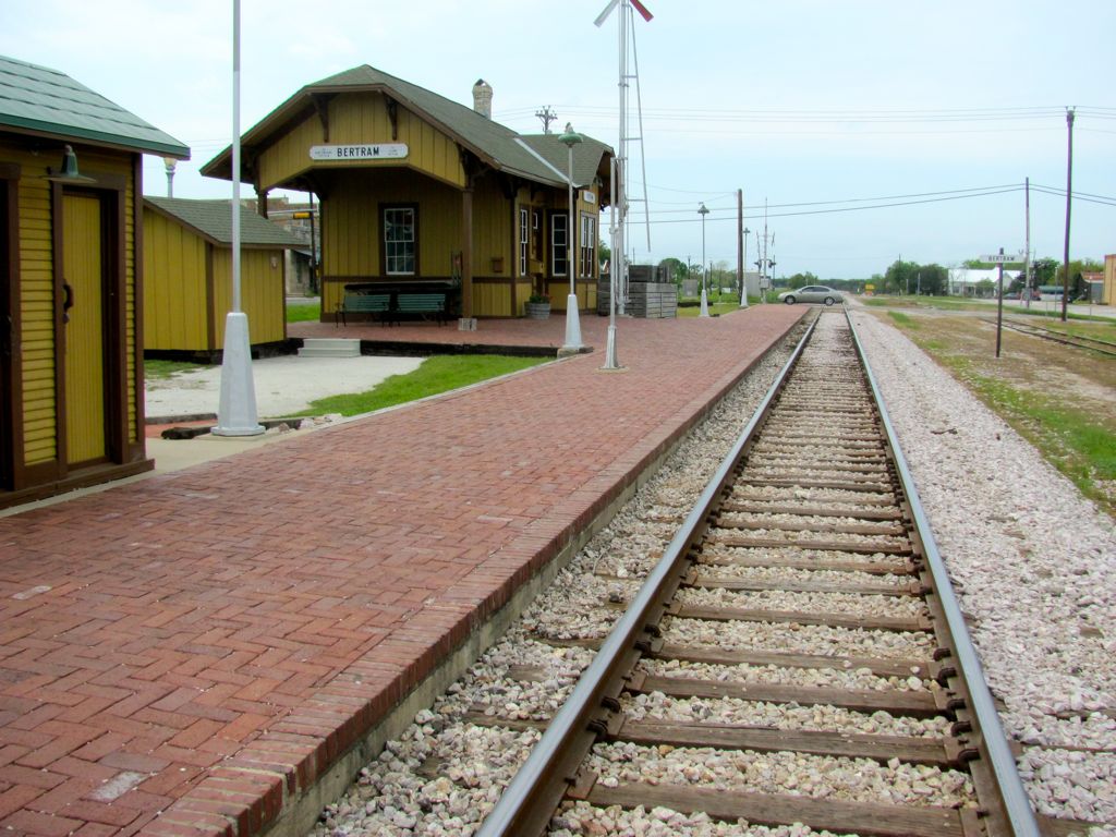 20120327-BertramTX-depot