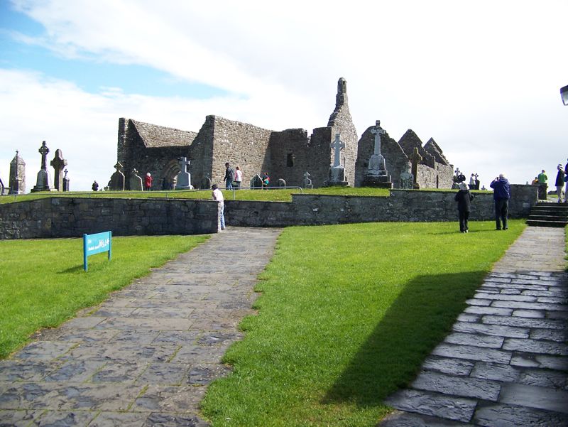 35-Clonmacnoise