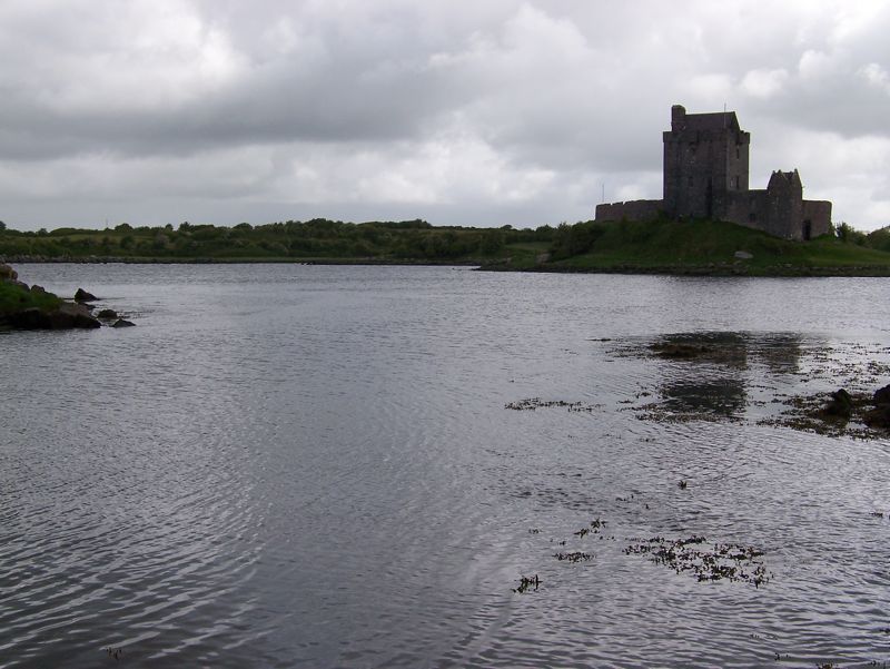 04-DunguaireCastle