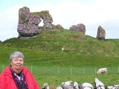 28-OldCastleAtClonmacnoise-Dolores