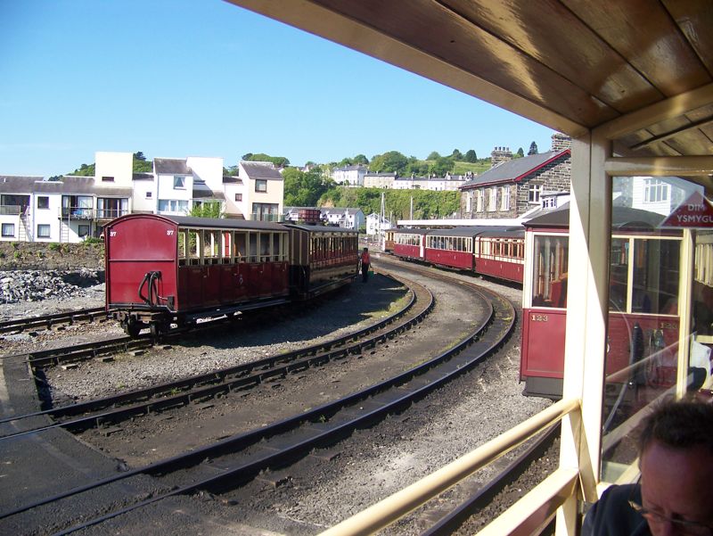 001c-Porthmadog-StationTracks