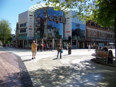011-Cardiff-PedstrianMallStreets