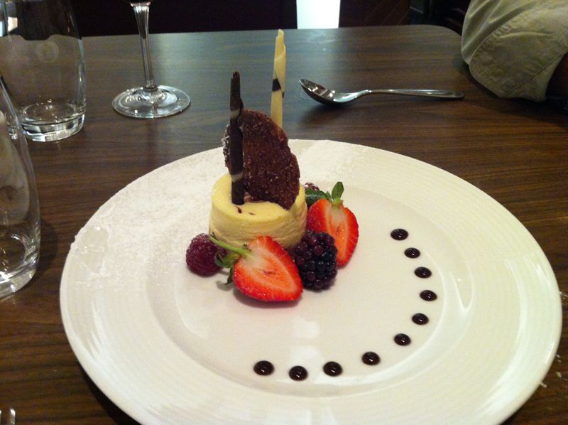 909-Heathrow-Sofitel-ChocolateCheesecake