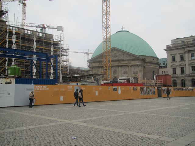 67-Bebelplatz-and-StHedwig