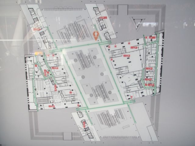 04-Berlin-Hbf-map