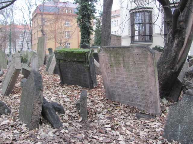 30-JewishCemetery