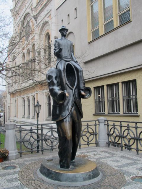 09-FancifulStatue-FranzKafka