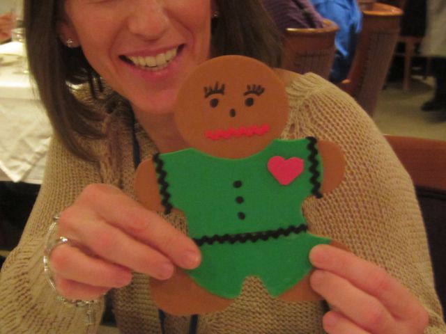 98-GingerbreadBoy-and-Melissa