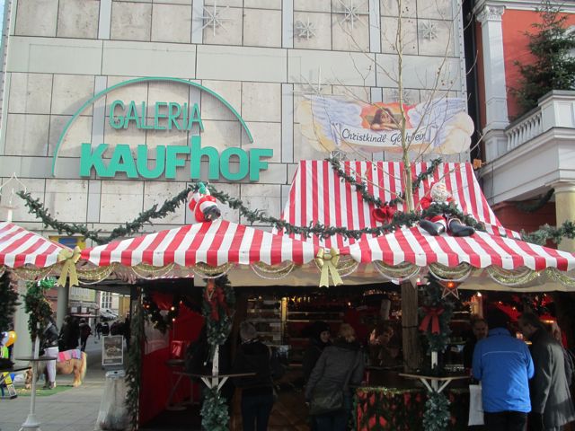 65-Store-ChristmasMarket