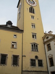 50-TownHallClockTowerAndMarryingRoom