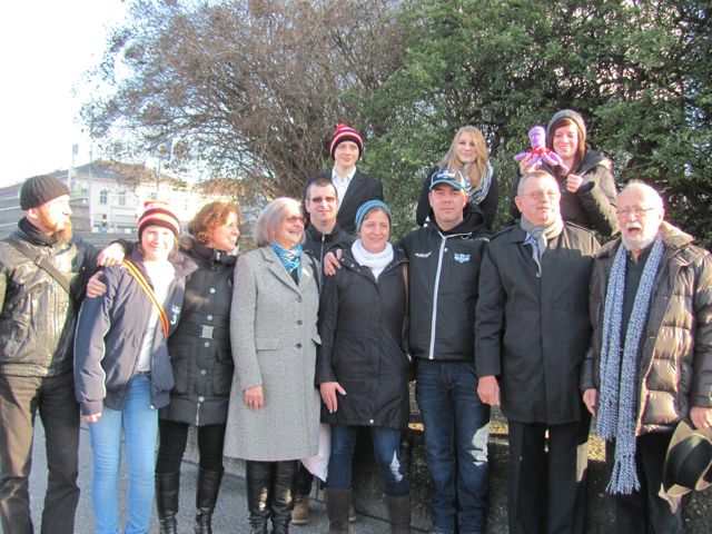 04-Linz-Ulf-Vicky-Birgit-Renate-Marcus-Gudrun-Werner-Owen-Rudi+Richard-Barbara-Octopus-Bettina