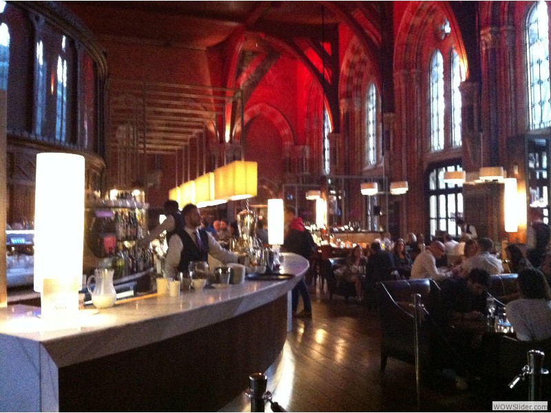 08-StPancrasBar-OldBookingRoom