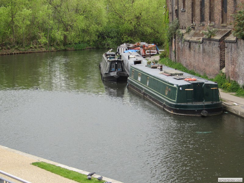 03-Narrowboats-RegentsCanal