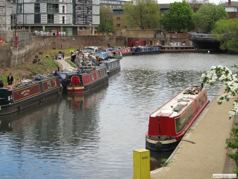 06-Narrowboats