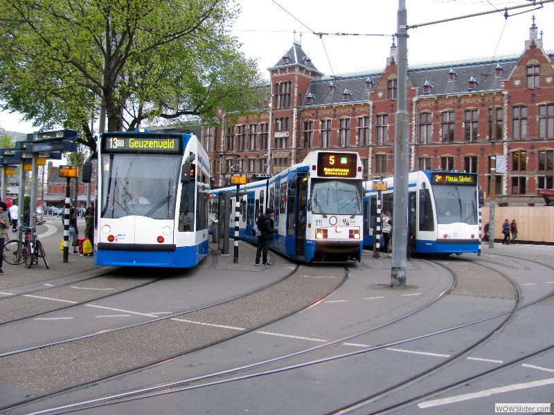 084 trams